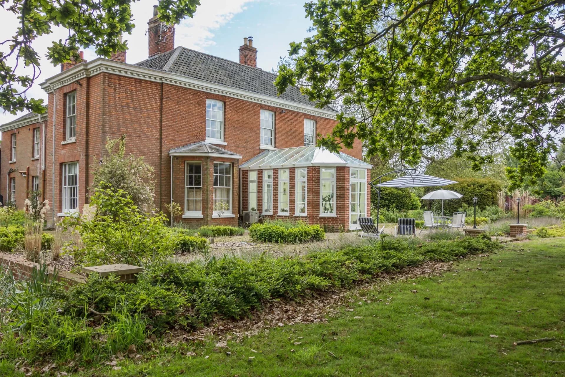 Lingwood Hall — gateway to the Norfolk Broads